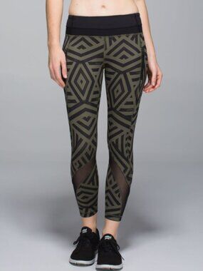 Lululemon Inspire Tight II Chevron Shuffle Fatigue Green Mesh 4
